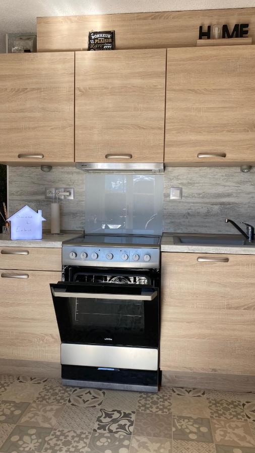 Embrun - Appartement 4/6 Personnes Avec Exterieurs Eksteriør billede